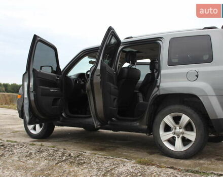 Серый Джип Патриот, объемом двигателя 2.4 л и пробегом 222 тыс. км за 8900 $, фото 62 на Automoto.ua