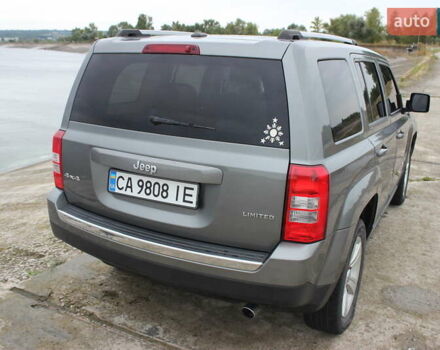 Серый Джип Патриот, объемом двигателя 2.4 л и пробегом 222 тыс. км за 8900 $, фото 16 на Automoto.ua
