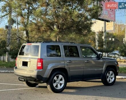 Сірий Джип Patriot, об'ємом двигуна 2.36 л та пробігом 77 тис. км за 10499 $, фото 6 на Automoto.ua