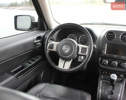 Серый Джип Патриот, объемом двигателя 2.4 л и пробегом 222 тыс. км за 8900 $, фото 34 на Automoto.ua