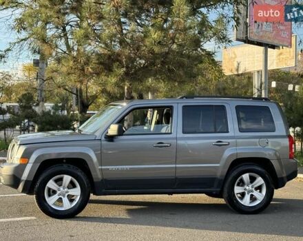 Сірий Джип Patriot, об'ємом двигуна 2.36 л та пробігом 77 тис. км за 10499 $, фото 3 на Automoto.ua
