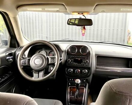 Серый Джип Патриот, объемом двигателя 2.4 л и пробегом 380 тыс. км за 7900 $, фото 12 на Automoto.ua