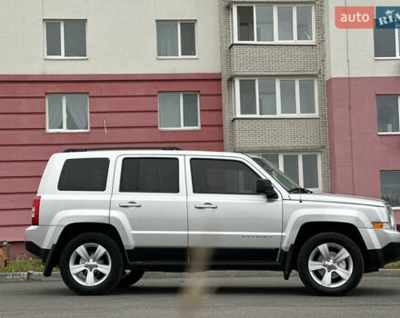 Сірий Джип Patriot, об'ємом двигуна 2.4 л та пробігом 212 тис. км за 8999 $, фото 24 на Automoto.ua