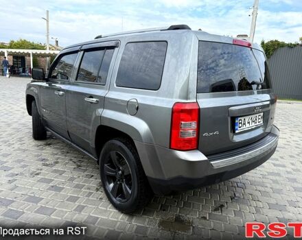 Серый Джип Патриот, объемом двигателя 2.4 л и пробегом 132 тыс. км за 11500 $, фото 2 на Automoto.ua