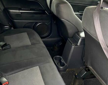 Серый Джип Патриот, объемом двигателя 2.4 л и пробегом 380 тыс. км за 7900 $, фото 6 на Automoto.ua