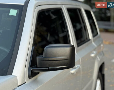 Сірий Джип Patriot, об'ємом двигуна 2.4 л та пробігом 133 тис. км за 9777 $, фото 5 на Automoto.ua