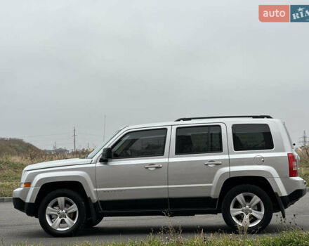 Сірий Джип Patriot, об'ємом двигуна 2.4 л та пробігом 212 тис. км за 8999 $, фото 19 на Automoto.ua