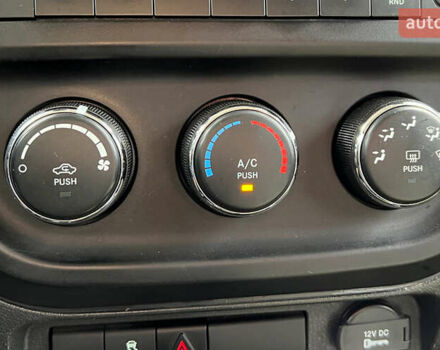 Серый Джип Патриот, объемом двигателя 2.4 л и пробегом 153 тыс. км за 10300 $, фото 14 на Automoto.ua