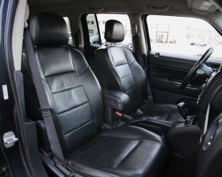 Серый Джип Патриот, объемом двигателя 2.4 л и пробегом 230 тыс. км за 9600 $, фото 9 на Automoto.ua