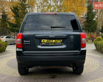 Серый Джип Патриот, объемом двигателя 2.4 л и пробегом 153 тыс. км за 10300 $, фото 5 на Automoto.ua