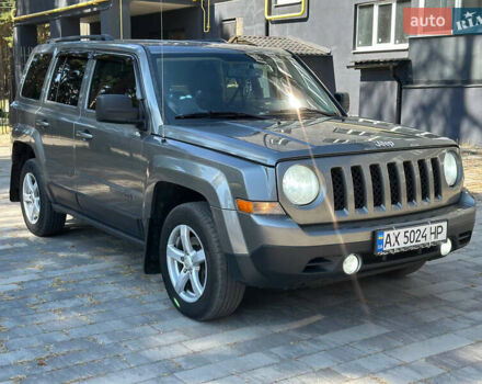 Серый Джип Патриот, объемом двигателя 2 л и пробегом 111 тыс. км за 10000 $, фото 7 на Automoto.ua
