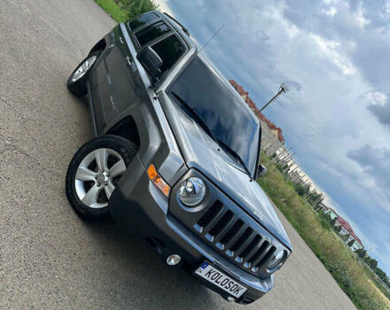 Сірий Джип Patriot, об'ємом двигуна 2.36 л та пробігом 167 тис. км за 10500 $, фото 1 на Automoto.ua
