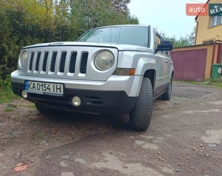 Серый Джип Патриот, объемом двигателя 2 л и пробегом 451 тыс. км за 7800 $, фото 3 на Automoto.ua