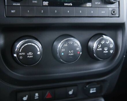 Серый Джип Патриот, объемом двигателя 2.4 л и пробегом 230 тыс. км за 9600 $, фото 16 на Automoto.ua