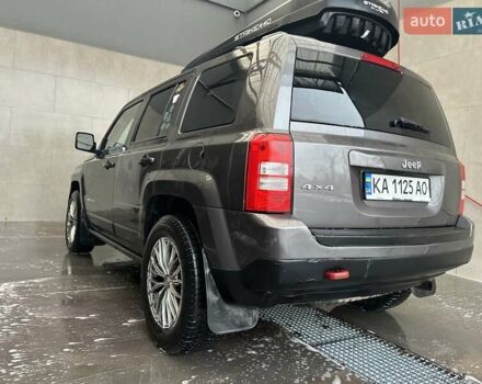 Серый Джип Патриот, объемом двигателя 2.36 л и пробегом 190 тыс. км за 9150 $, фото 9 на Automoto.ua