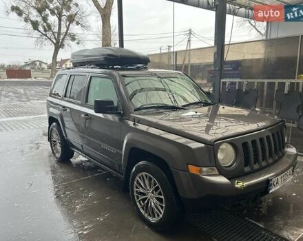 Серый Джип Патриот, объемом двигателя 2.36 л и пробегом 190 тыс. км за 9150 $, фото 5 на Automoto.ua