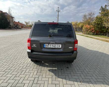 Сірий Джип Patriot, об'ємом двигуна 2.36 л та пробігом 200 тис. км за 9800 $, фото 7 на Automoto.ua