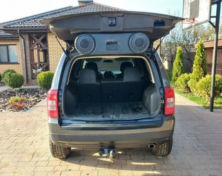 Сірий Джип Patriot, об'ємом двигуна 2.36 л та пробігом 160 тис. км за 11500 $, фото 9 на Automoto.ua