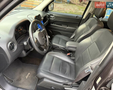 Серый Джип Патриот, объемом двигателя 2 л и пробегом 118 тыс. км за 9000 $, фото 12 на Automoto.ua