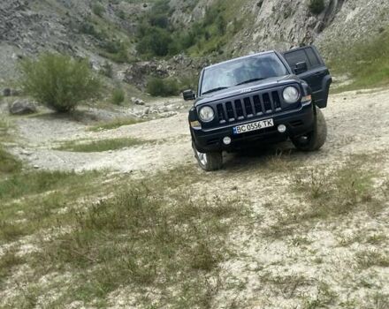 Джип Патриот 2014 в Яворове на Automoto.ua Серый Джип Патриот, объемом двигателя 2.36 л и пробегом 190 тыс. км за 9000 $, фото 4 на Automoto.ua