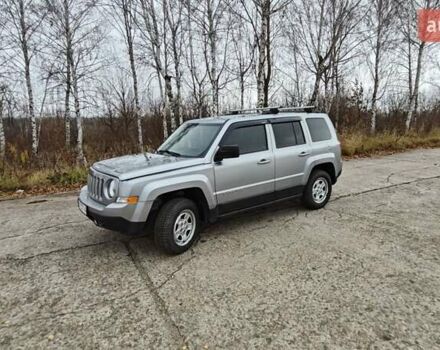 Серый Джип Патриот, объемом двигателя 2.36 л и пробегом 160 тыс. км за 8400 $, фото 1 на Automoto.ua