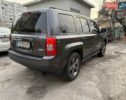 Серый Джип Патриот, объемом двигателя 2 л и пробегом 118 тыс. км за 9000 $, фото 4 на Automoto.ua