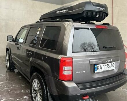Серый Джип Патриот, объемом двигателя 2.36 л и пробегом 190 тыс. км за 9150 $, фото 1 на Automoto.ua