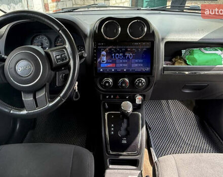 Серый Джип Патриот, объемом двигателя 2.36 л и пробегом 134 тыс. км за 10000 $, фото 7 на Automoto.ua