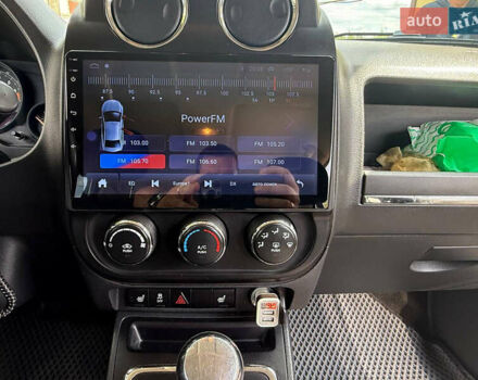 Серый Джип Патриот, объемом двигателя 2.36 л и пробегом 134 тыс. км за 10000 $, фото 5 на Automoto.ua