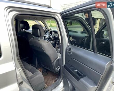 Серый Джип Патриот, объемом двигателя 2 л и пробегом 172 тыс. км за 8900 $, фото 8 на Automoto.ua