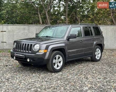 Серый Джип Патриот, объемом двигателя 2.36 л и пробегом 122 тыс. км за 10990 $, фото 3 на Automoto.ua