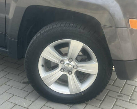 Сірий Джип Patriot, об'ємом двигуна 2.36 л та пробігом 200 тис. км за 9800 $, фото 8 на Automoto.ua