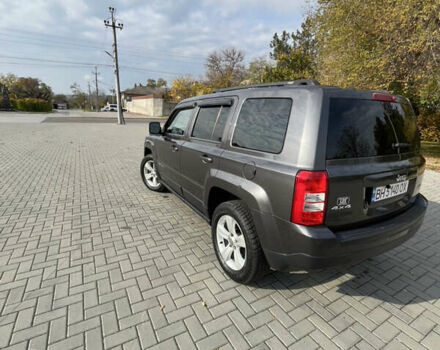 Сірий Джип Patriot, об'ємом двигуна 2.36 л та пробігом 200 тис. км за 9800 $, фото 6 на Automoto.ua