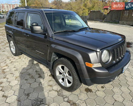 Серый Джип Патриот, объемом двигателя 2.36 л и пробегом 230 тыс. км за 9000 $, фото 7 на Automoto.ua