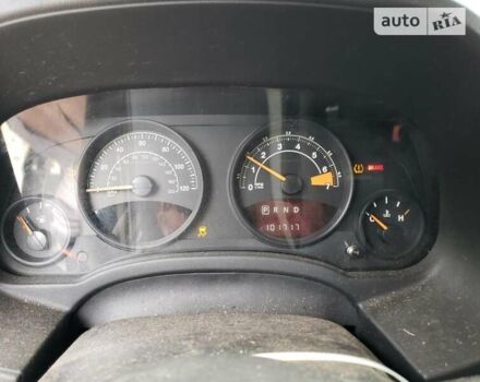 Серый Джип Патриот, объемом двигателя 2.36 л и пробегом 165 тыс. км за 2000 $, фото 8 на Automoto.ua