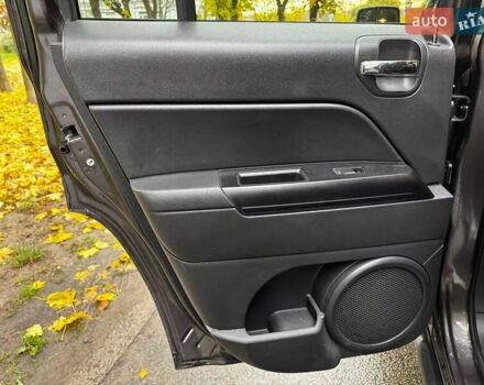 Джип Патриот 2015 в Киеве на Automoto.ua Серый Джип Патриот, объемом двигателя 2.4 л и пробегом 159 тыс. км за 11590 $, фото 22 на Automoto.ua