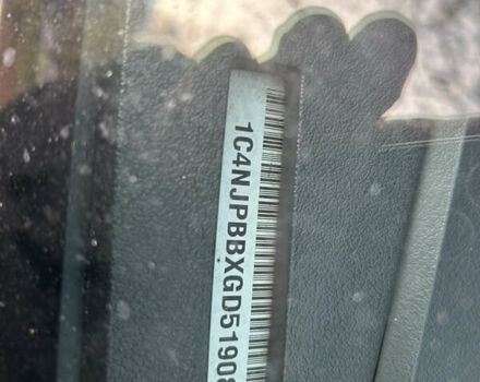 Серый Джип Патриот, объемом двигателя 2.36 л и пробегом 160 тыс. км за 10000 $, фото 10 на Automoto.ua