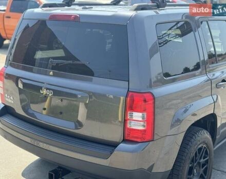 Серый Джип Патриот, объемом двигателя 2.36 л и пробегом 73 тыс. км за 1500 $, фото 6 на Automoto.ua