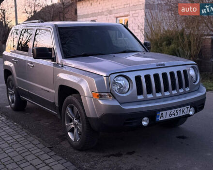 Серый Джип Патриот, объемом двигателя 2.4 л и пробегом 143 тыс. км за 12600 $, фото 1 на Automoto.ua