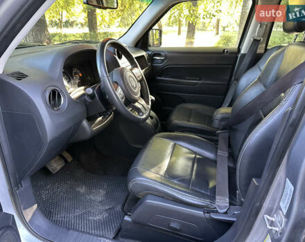 Серый Джип Патриот, объемом двигателя 2.36 л и пробегом 91 тыс. км за 13200 $, фото 8 на Automoto.ua