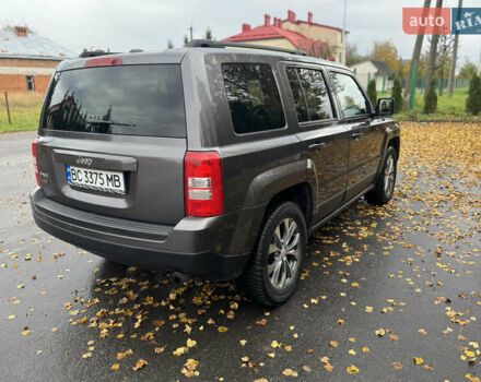 Серый Джип Патриот, объемом двигателя 2.36 л и пробегом 200 тыс. км за 8500 $, фото 7 на Automoto.ua