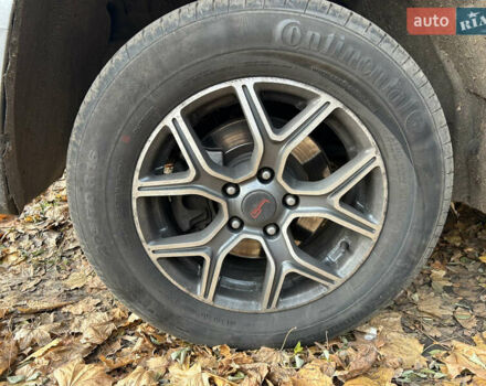 Серый Джип Патриот, объемом двигателя 2.36 л и пробегом 160 тыс. км за 10000 $, фото 5 на Automoto.ua