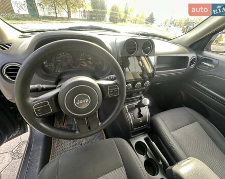 Серый Джип Патриот, объемом двигателя 2.36 л и пробегом 230 тыс. км за 9000 $, фото 11 на Automoto.ua