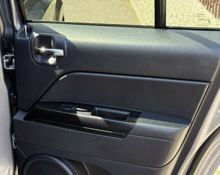 Сірий Джип Patriot, об'ємом двигуна 2.4 л та пробігом 170 тис. км за 9500 $, фото 21 на Automoto.ua