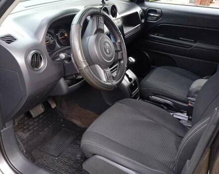 Серый Джип Патриот, объемом двигателя 2.36 л и пробегом 125 тыс. км за 11800 $, фото 4 на Automoto.ua