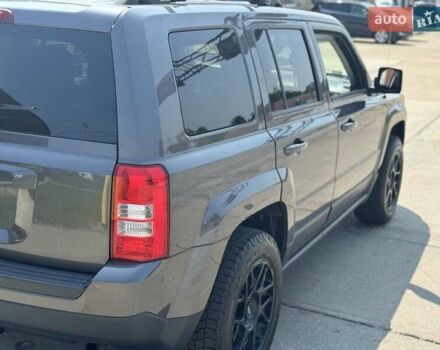 Серый Джип Патриот, объемом двигателя 2.36 л и пробегом 73 тыс. км за 1500 $, фото 5 на Automoto.ua