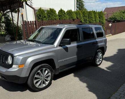Сірий Джип Patriot, об'ємом двигуна 2.4 л та пробігом 170 тис. км за 9500 $, фото 1 на Automoto.ua