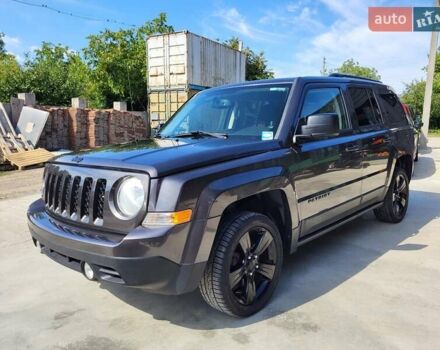 Серый Джип Патриот, объемом двигателя 2 л и пробегом 190 тыс. км за 8999 $, фото 1 на Automoto.ua