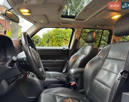 Джип Патриот 2015 в Киеве на Automoto.ua Серый Джип Патриот, объемом двигателя 2.4 л и пробегом 159 тыс. км за 11590 $, фото 21 на Automoto.ua