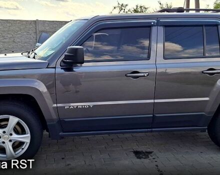 Серый Джип Патриот, объемом двигателя 2.4 л и пробегом 154 тыс. км за 11000 $, фото 2 на Automoto.ua